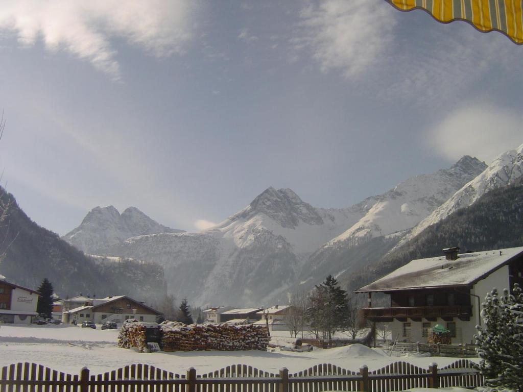 Gstreinhof Längenfeld Szoba fotó